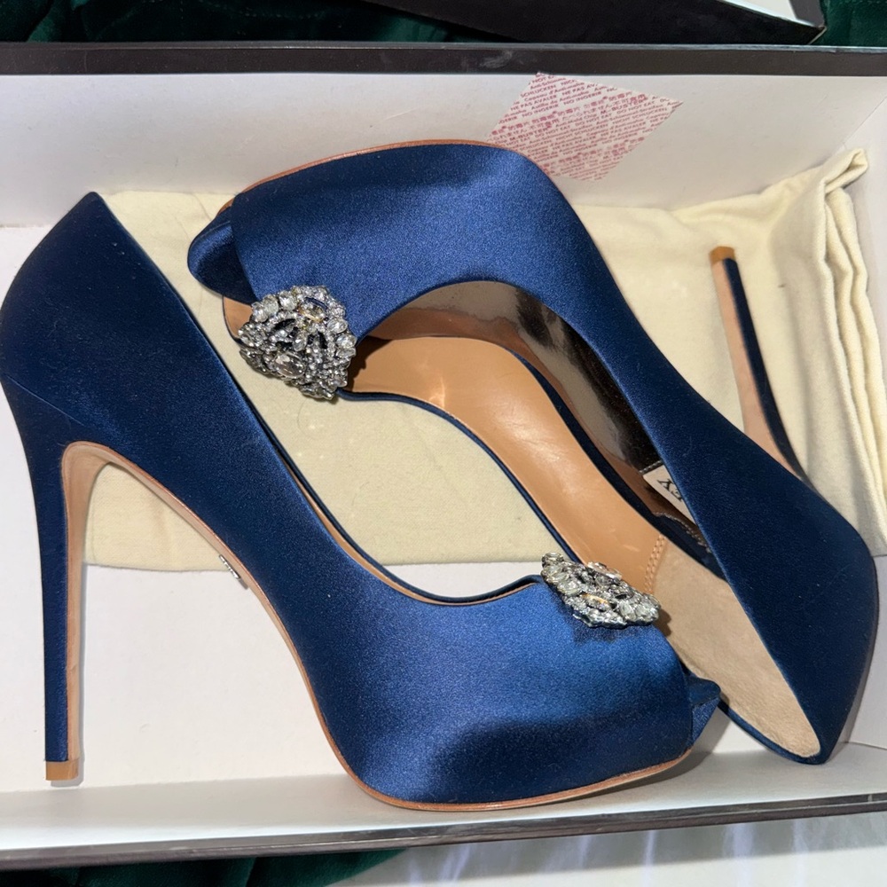 Badgley Mischka royal blue peep toe heels